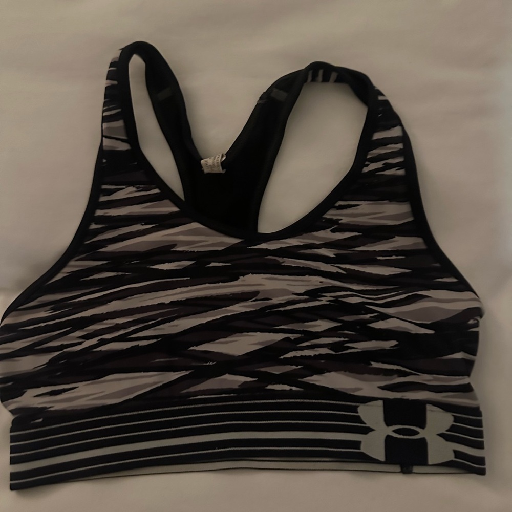 Under armor black and gray sports bra unpadded